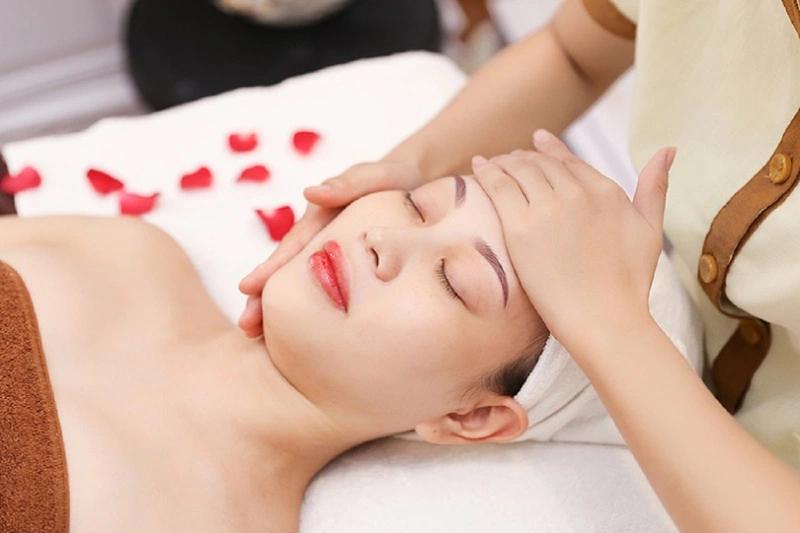 Có nên đi spa chăm sóc da? Lợi ích của việc chăm sóc da tại spa 2